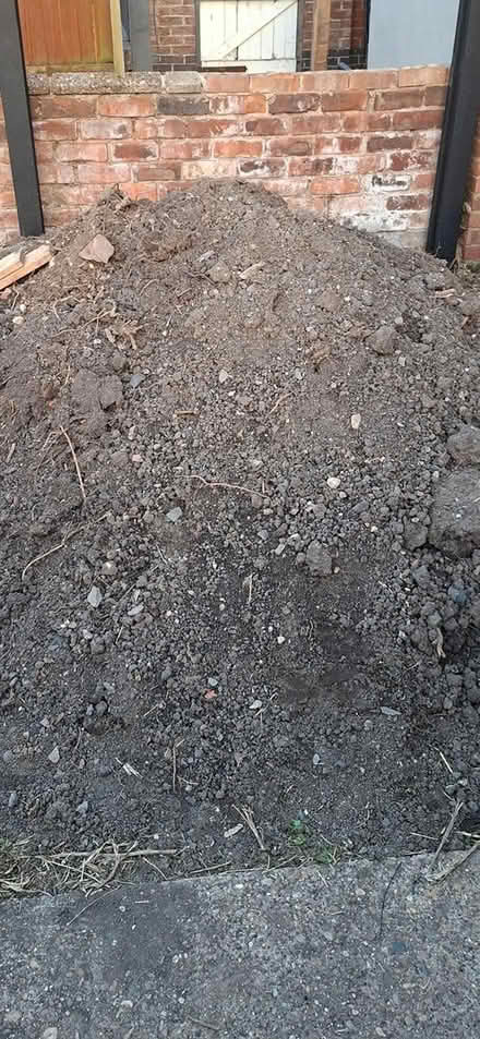 Photo of free Soil (Grimsby dn32) #1