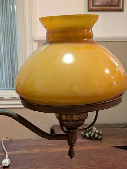 Photo of free Vintage Lamp (Needs Repair) (Jamaica Plain) #2