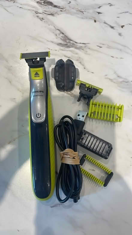 Photo of free Philips Razor (Welwyn Garden City AL7) #1