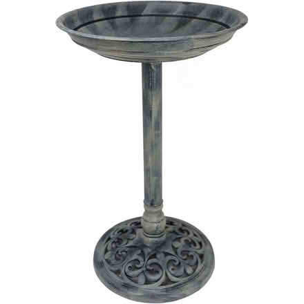 Photo of free small bird bath (Moor Allerton LS17) #1