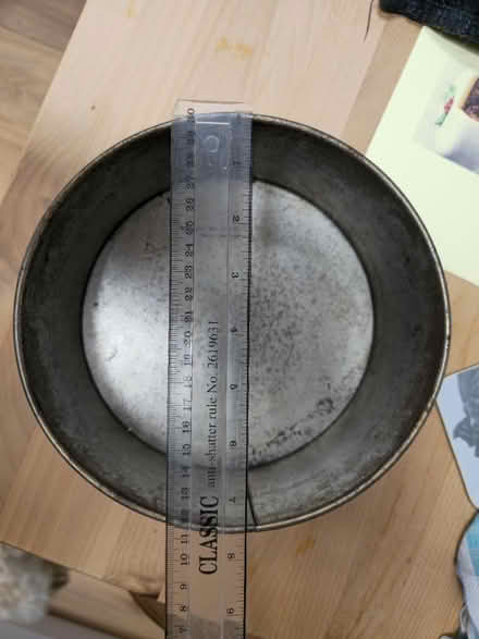 Photo of free Cake Tin 8" (Seaford BN25) #4