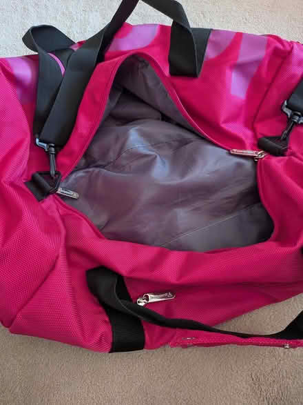 Photo of free Pink holdall (W5) #2