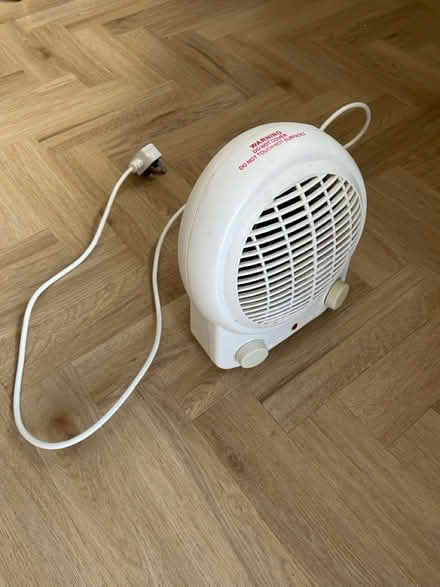 Photo of free Heater and fan (Dore, S17) #1