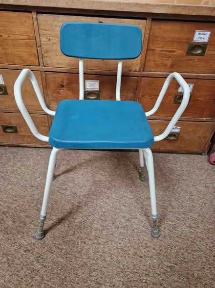 Photo of free Perching Stool (Chilcompton BA3) #1