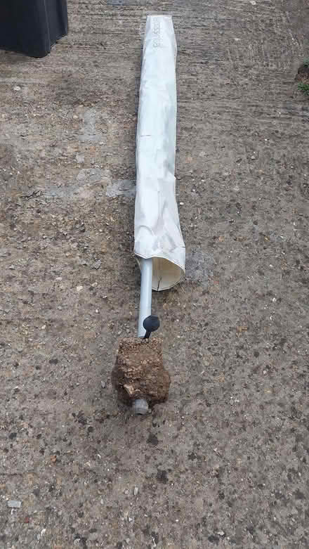 Photo of free three armed rotary washing line (dorset BH12) #4