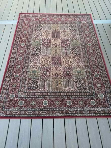 Photo of free Area Rug 170cm x 230cm - good condition - Red (West Byfleet KT15) #1