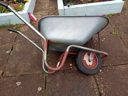 Photo of free metal wheelbarrow (Morecambe LA4) #3