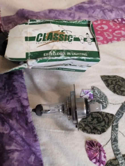 Photo of free Halogen bulb ?for motor bike.B0472CL (Alperton HA0) #1