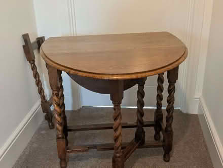 Photo of free Oak gate leg table (Oswestry SY11) #1