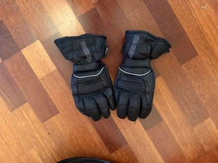 Photo of free Motorbike helmet and gloves (bognor regis PO22) #2