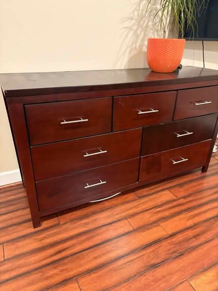 Photo of free dresser 7 drawers (San Jose - Willow Glen area) #1