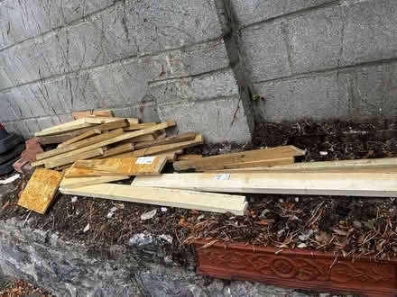 Photo of free OSB panels and timber (Upton TQ1) #2