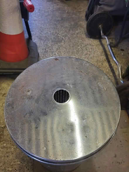Photo of free Metal washing basket (Round Green LU3) #2