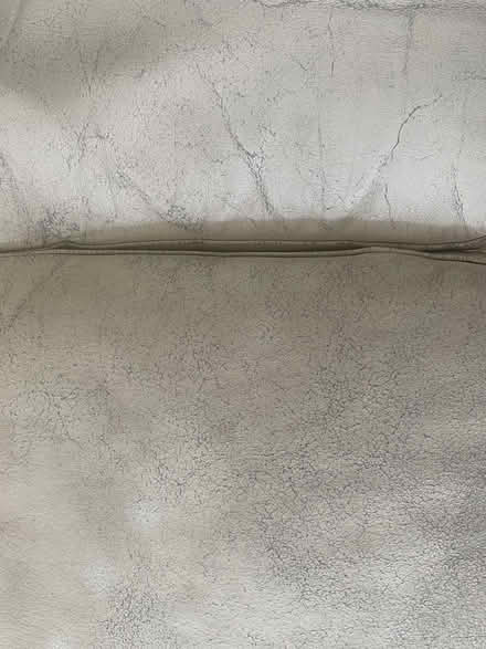 Photo of free Leather couch (Larch/212th lynnwood 98036) #2