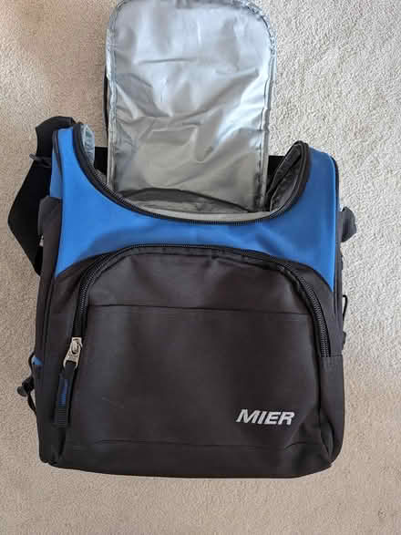 Photo of free Cool bag - great condition (W5) #3