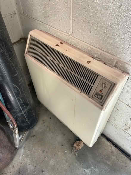 Photo of free Dimplex CXL12N Hybrid Storage Heater. (Howhlill Quarries HG3) #1