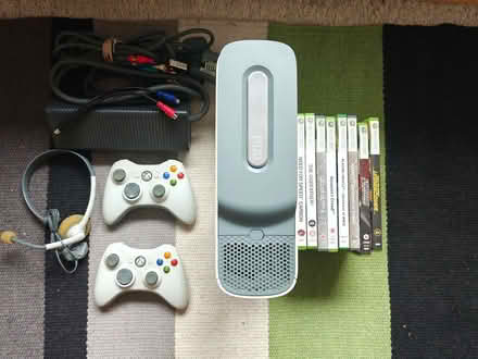 Photo of free Original Xbox with games (Kenley CR8) #1