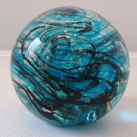 Photo of free Glass paper weight (Barbourne WR3) #1