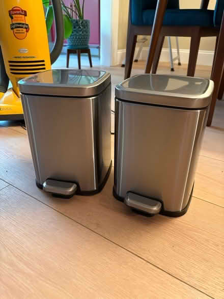Photo of free 2 small waste bins (San Jose - Willow Glen area) #1