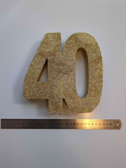 Photo of free 40th birthday glitter sign (Harringay Ladder N8) #1