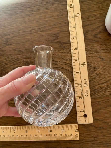 Photo of free Crystal bud vase (Pleasant Hill) #1