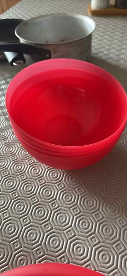 Photo of free Plates and bowls (LU7 Near plantation road) #4