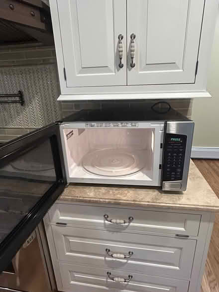 Photo of free Microwave (Heights Rd, Ridgewood NJ) #2