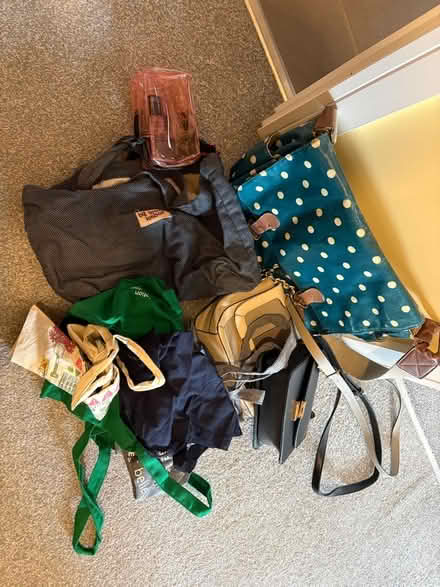 Photo of free Women’s bags (Walkley S6) #1