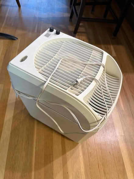 Photo of free Essick AirCare Humidifier (Pelham Parkway, Bronx) #1