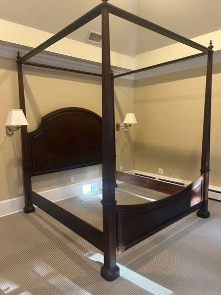 Photo of free 4 poster mahogany bedframe (Heights Rd, Ridgewood NJ) #1