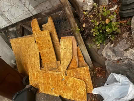 Photo of free OSB panels and timber (Upton TQ1) #1