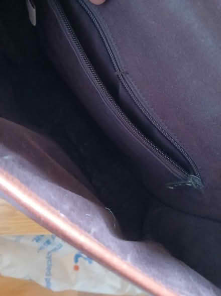 Photo of free Brown leather handbag (Parkhead EH11) #2