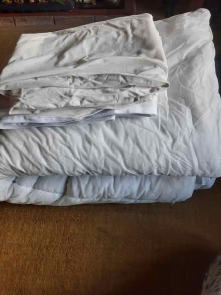 Photo of free 2 waterproof single duvets (Darlaston WS10) #1