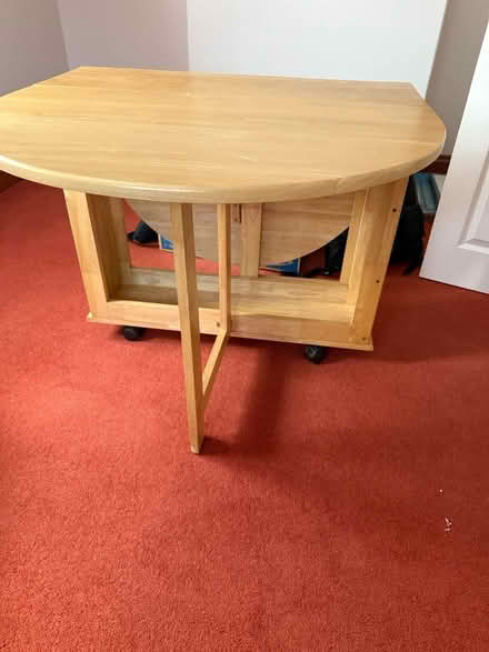Photo of free Pine folding table and 2 chairs (bognor regis PO22) #4