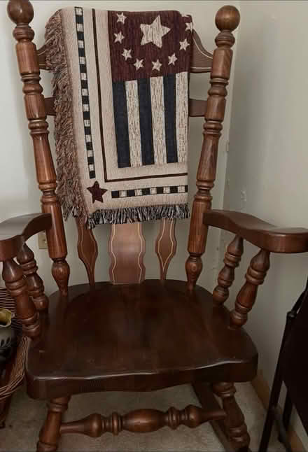 Photo of free Rocking chair (Somersworth) #1