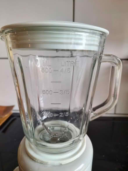 Photo of free Blender, freestanding (Hulme M15) #3