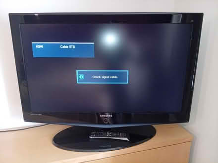 Photo of free Samsung TV 45" (Tewkesbury GL20) #1
