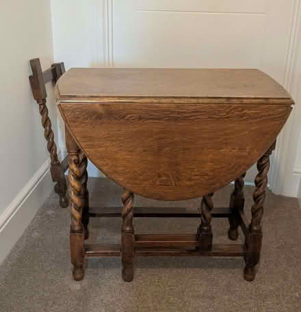 Photo of free Oak gate leg table (Oswestry SY11) #2