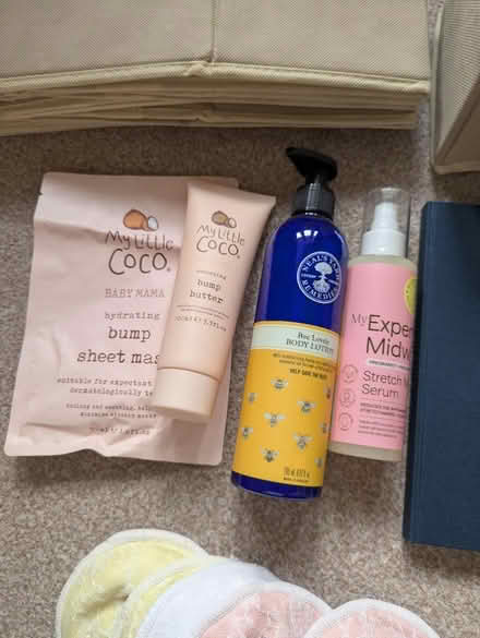 Photo of free Maternity / baby bits (Brixton Hill SW2) #2