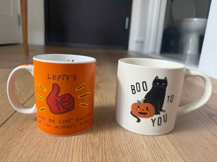 Photo of free Misc - Tumbler, pouch mug (Astoria) #3