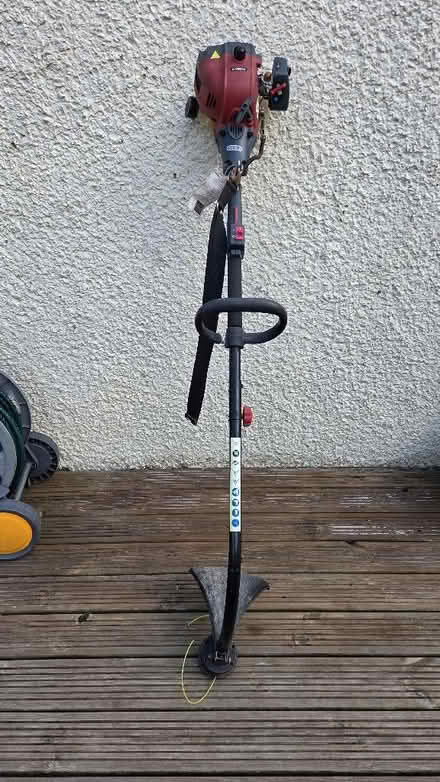 Photo of free Petrol strimmer. Not used in a few years. (Kidlington OX5) #3