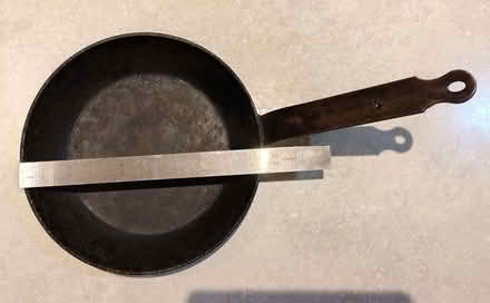 Photo of free Cast iron skillet (Sale Moor M33) #1
