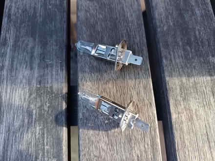 Photo of free Car Bulbs (Yate BS37) #4
