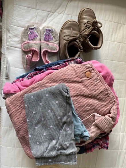 Photo of free 18-24 months girls clothes (Woodlands TW7) #1
