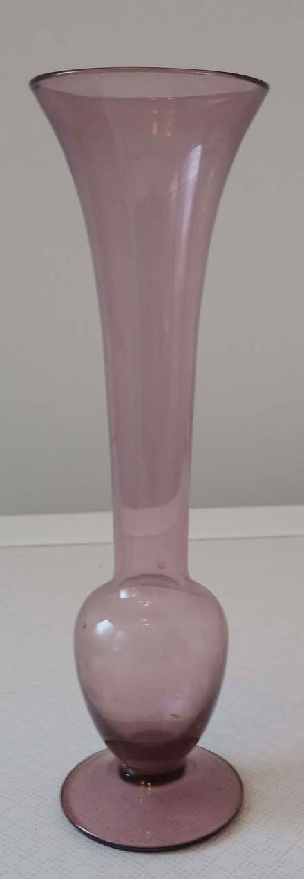 Photo of free Small Glass Vase (Barbourne WR3) #1