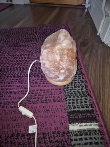 Photo of free Working Himalayan salt lamp (Welling DA16) #1