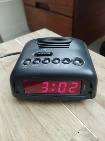 Photo of free Small alarm clock (Faversham ME13) #1
