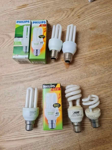 Photo of free Energy Saving Bulbs (Banstead, SM7) #1