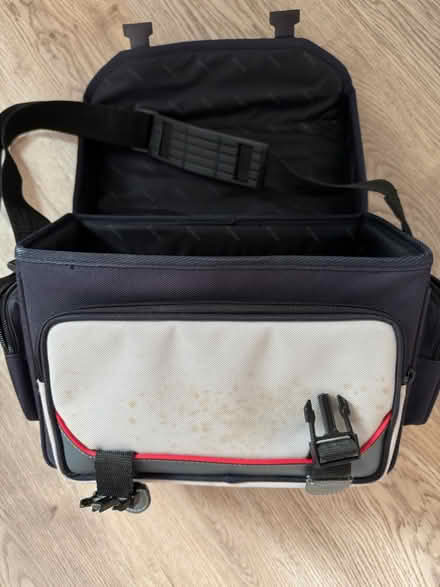 Photo of free Bundle of vintage cameras and books (west hitchin SG5) #4