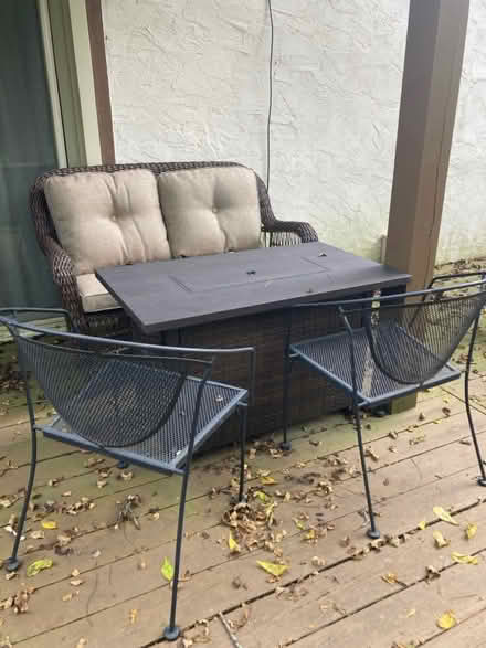 Photo of free Out door seating with table (Very south worthington) #1
